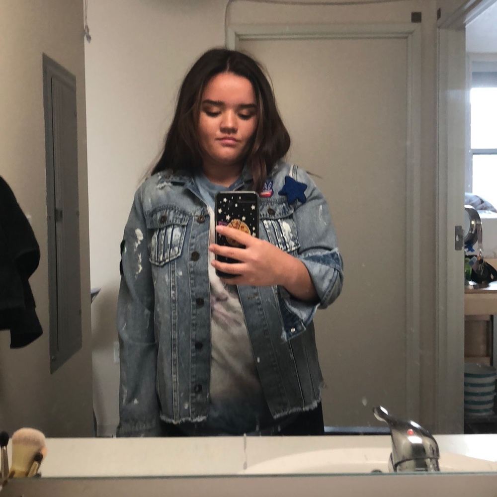 Distressed Jean Jacket - Picture 4 of 4